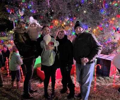 When Is The Brentwood Library Christmas Tree Lighting In 2022 Brentwood Community Celebrates Annual Tree Lighting | Entertainment |  Williamsonherald.com