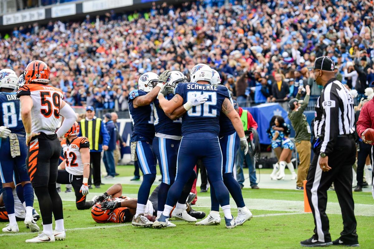Football Photo Gallery Tennessee Titans Vs Cincinnati Bengals
