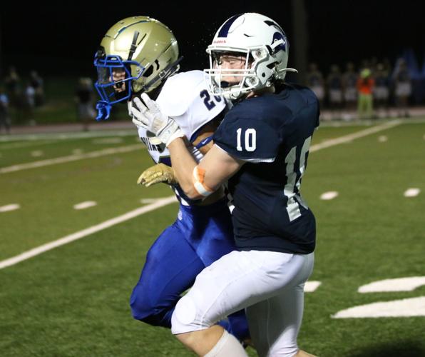 Football - Brentwood at Summit