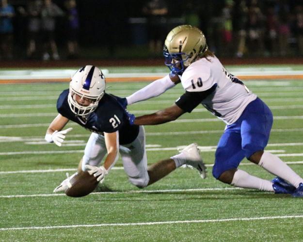 Football - Brentwood at Summit
