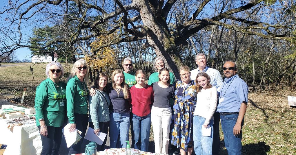 350-year-old oak recognized as Landmark Tree of Tennessee