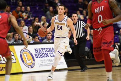 College Hoops Cooper Hits Game Winner On Mathews Record Night As