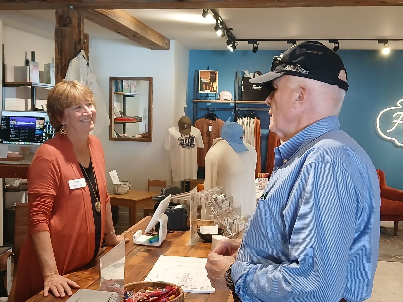 Franklin Visitor Center adds wine tasting to its Wine Down welcome