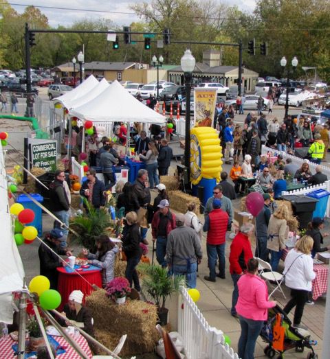 Chilly Weather Brings Warm Enthusiastic Return To Pumpkinfest S