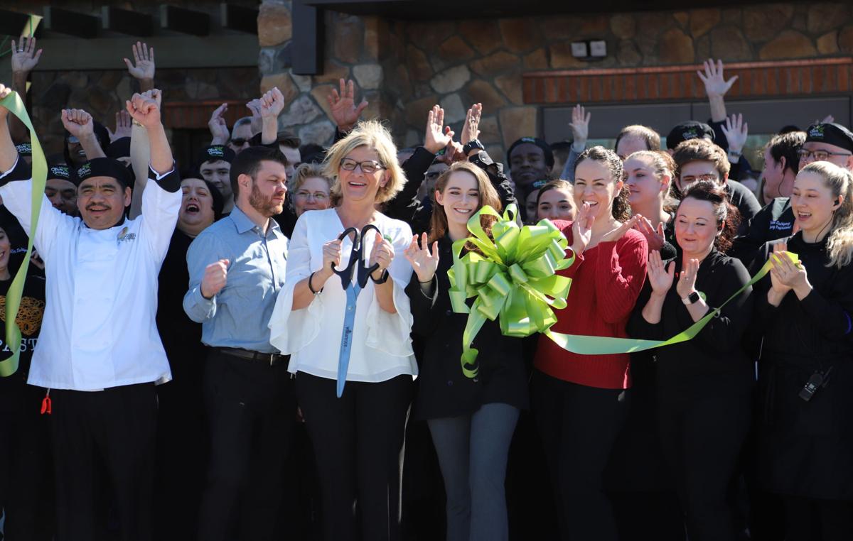 Olive Garden Branches Out To Delight Of Area Residents Business