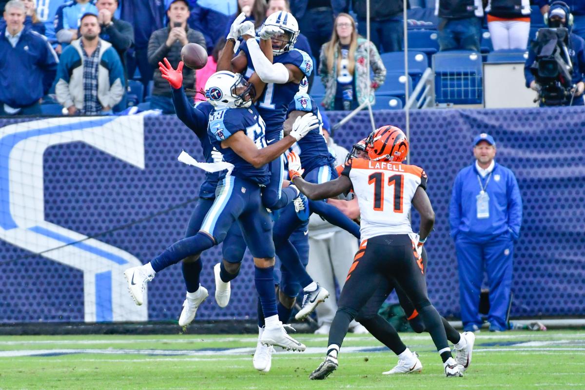 Football Photo Gallery Tennessee Titans Vs Cincinnati Bengals