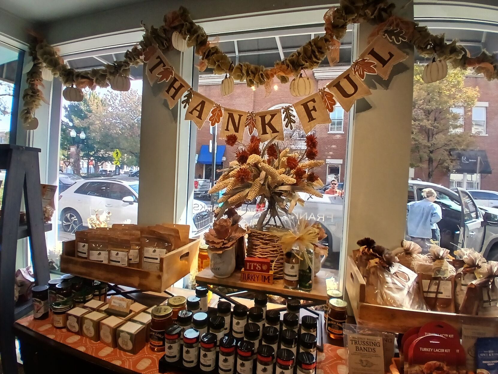 New name, familiar tradition: Franklin Spice Works marks 14th Wine Down Main Street