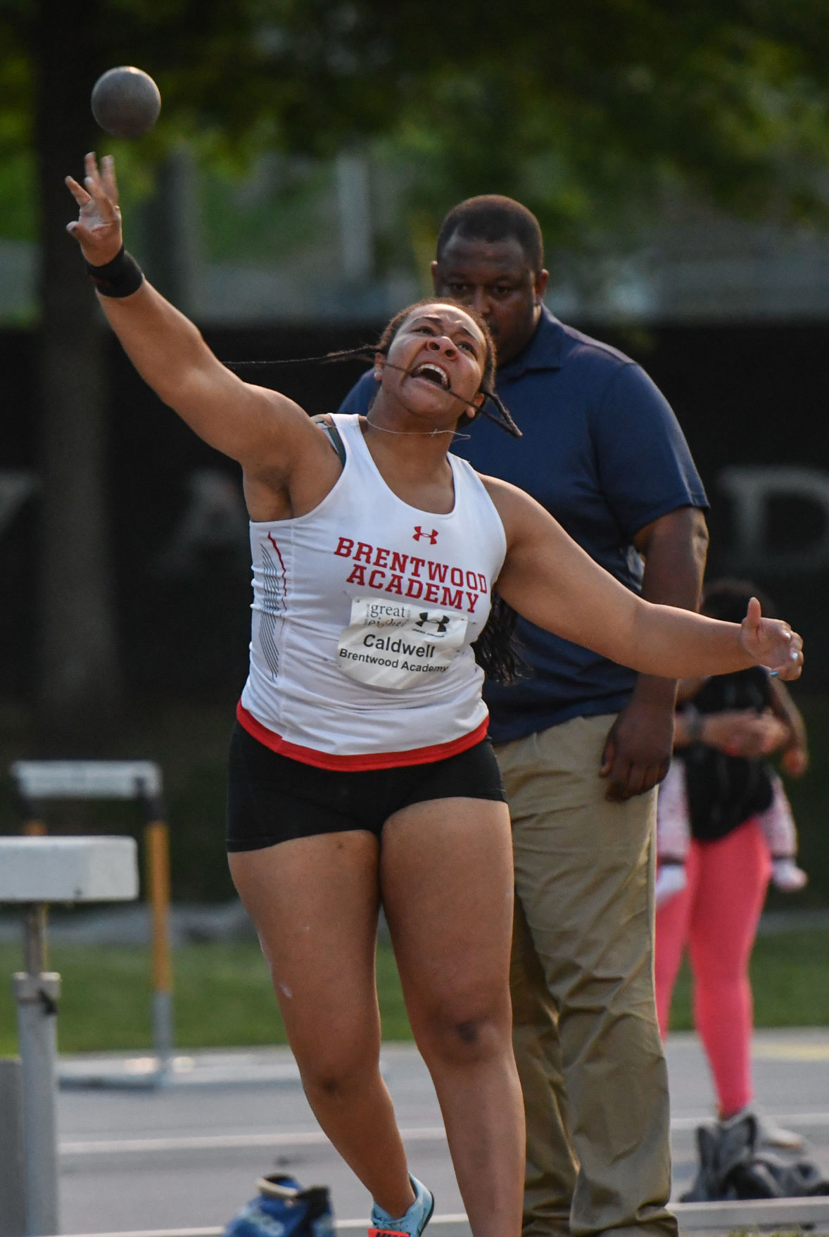 shot put shoes academy