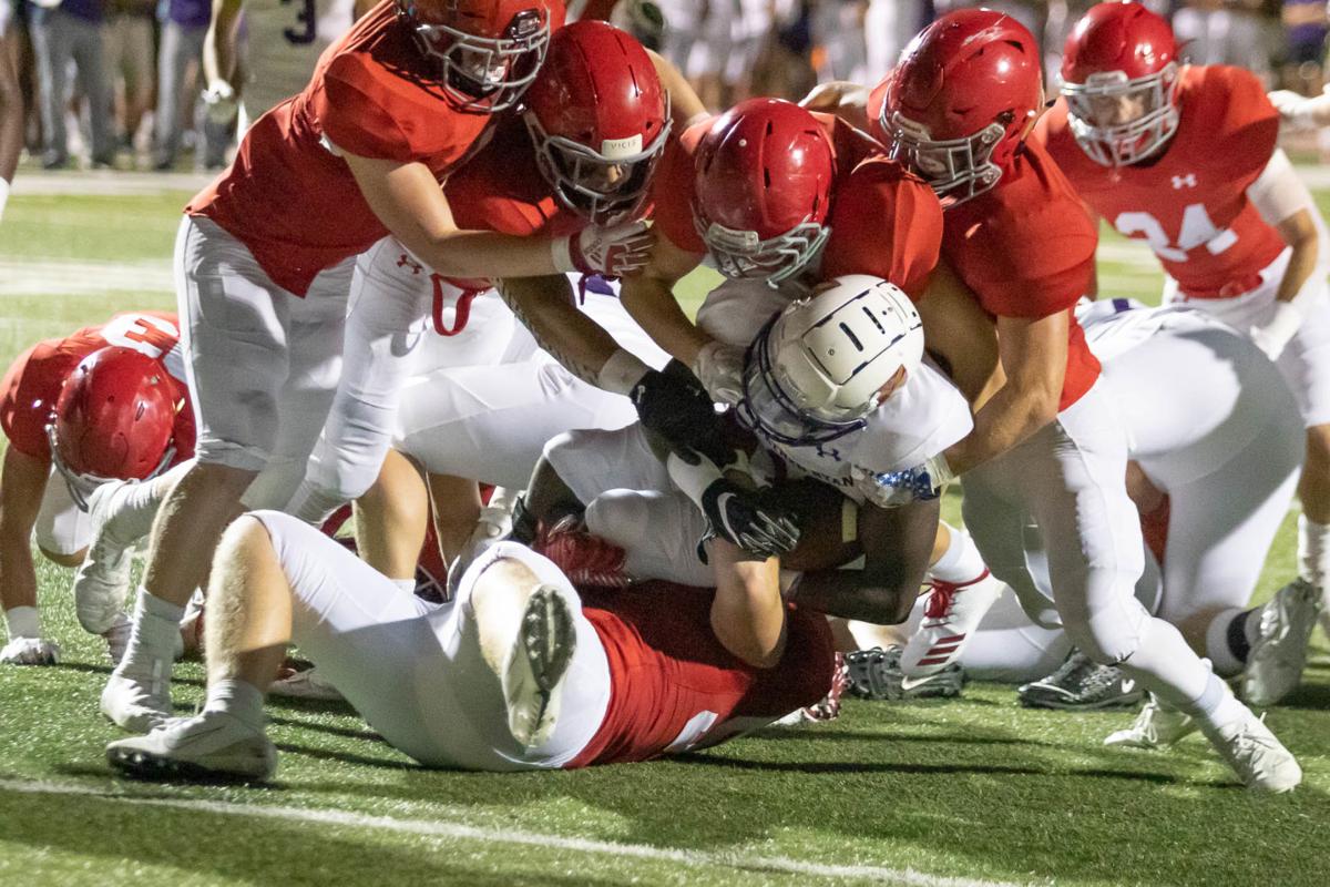 Football Brentwood Academy Finds Little Trouble In Father Ryan
