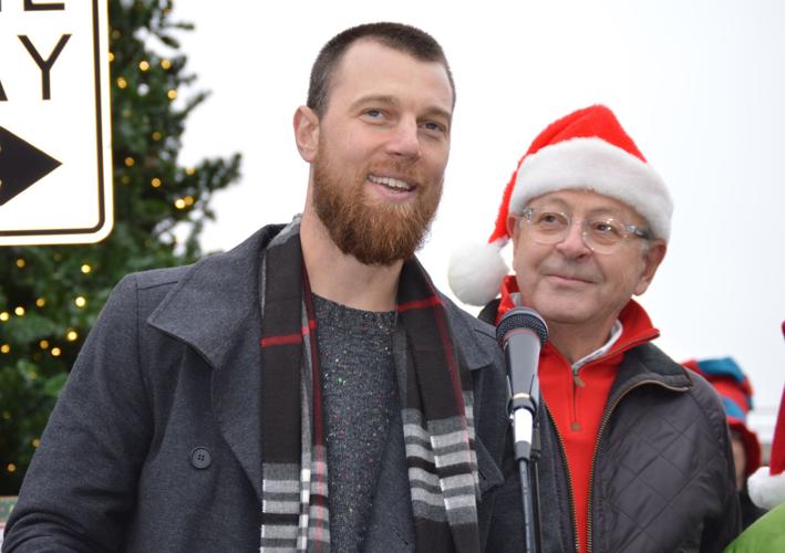 Zobrist leads parade as Grand Marshal; Santa steals the show with snow, News