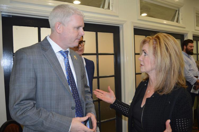 Blackburn leads roundtable of experts to find legislative solutions to stop human trafficking