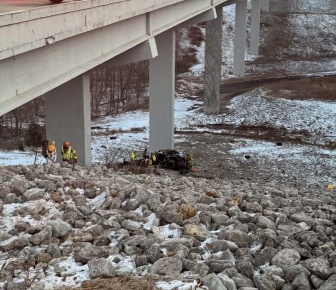 Officials perform complex rescue as 4 survive severe crash on I
