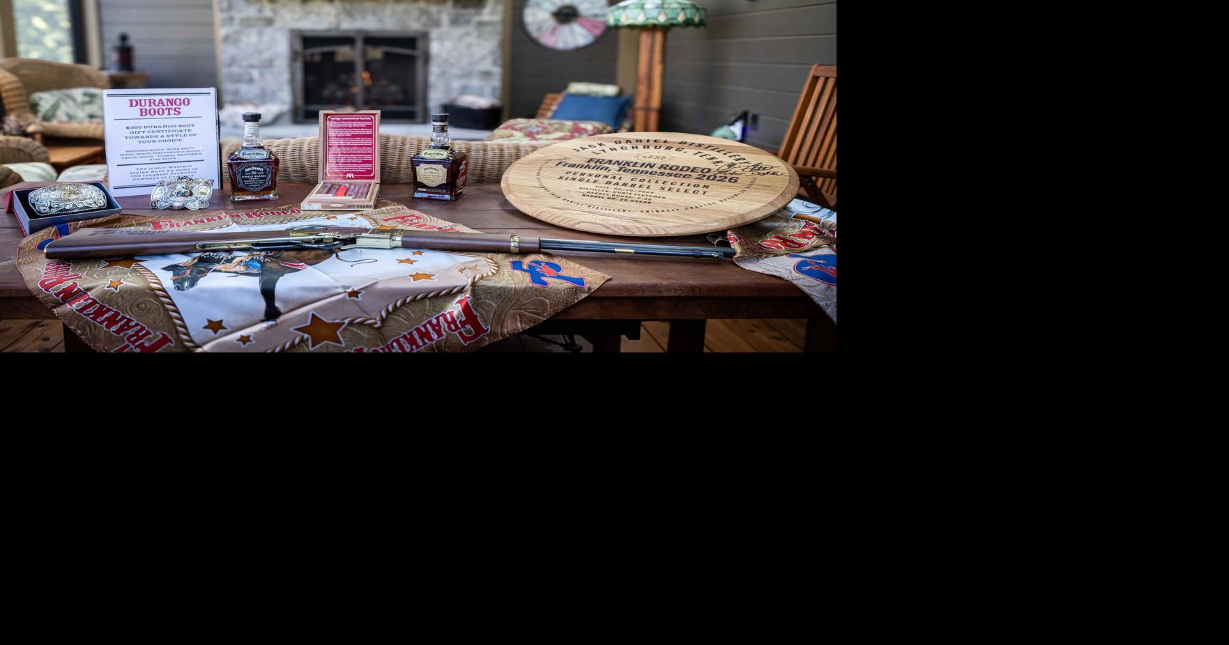 Winning Bids — Franklin Rodeo features innovative auction with buyers ...