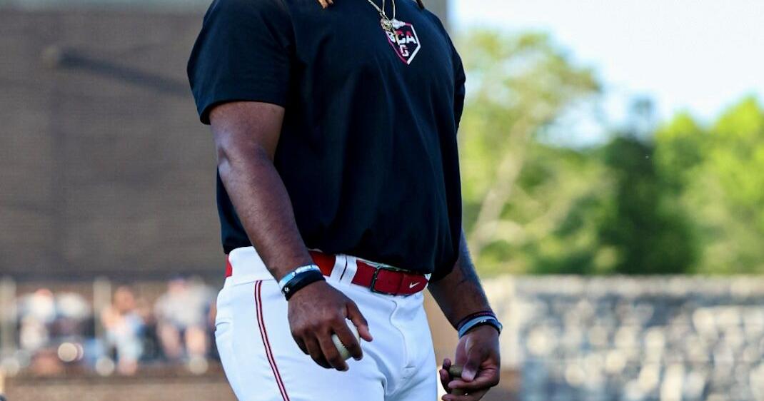 Baseball: Centennial grad Sanders returns to coach Cougars