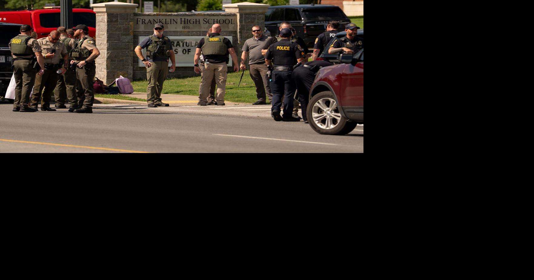 News Photo Gallery - Police Respond To FHS Bomb Threat