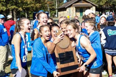 Brentwood girls XC state champs