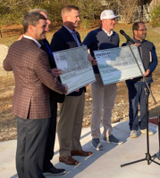 Snedeker, Tennessee Golf Foundation donate $55,000 to Nashville Christian School for golf facility