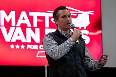 2025_MattVanEpps_MikeJohnsonRally_Web-3.jpg
