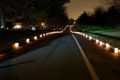 Brentwood Christmas Luminaries