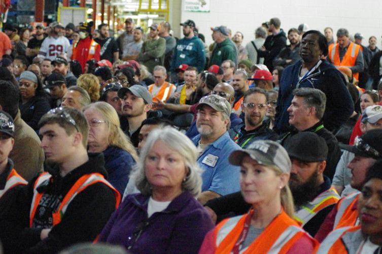 GM Plant workers