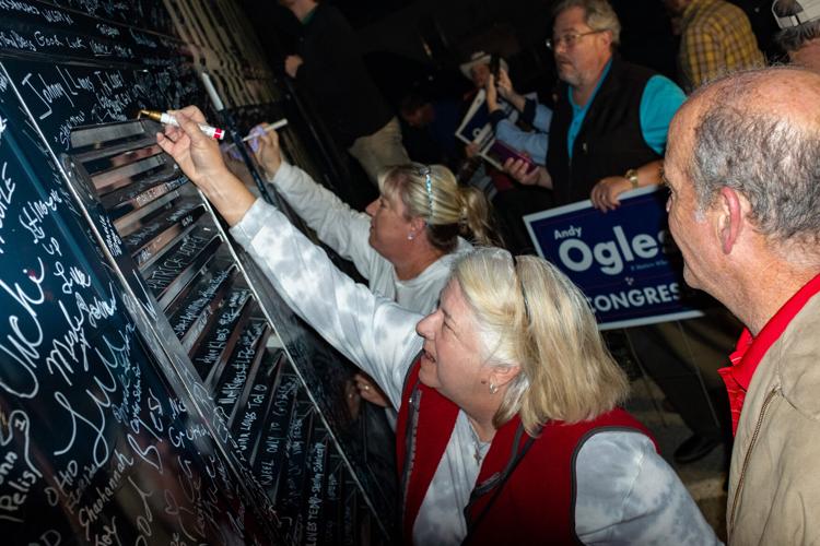 Ogles_Cruz_2022WEB-12.jpg