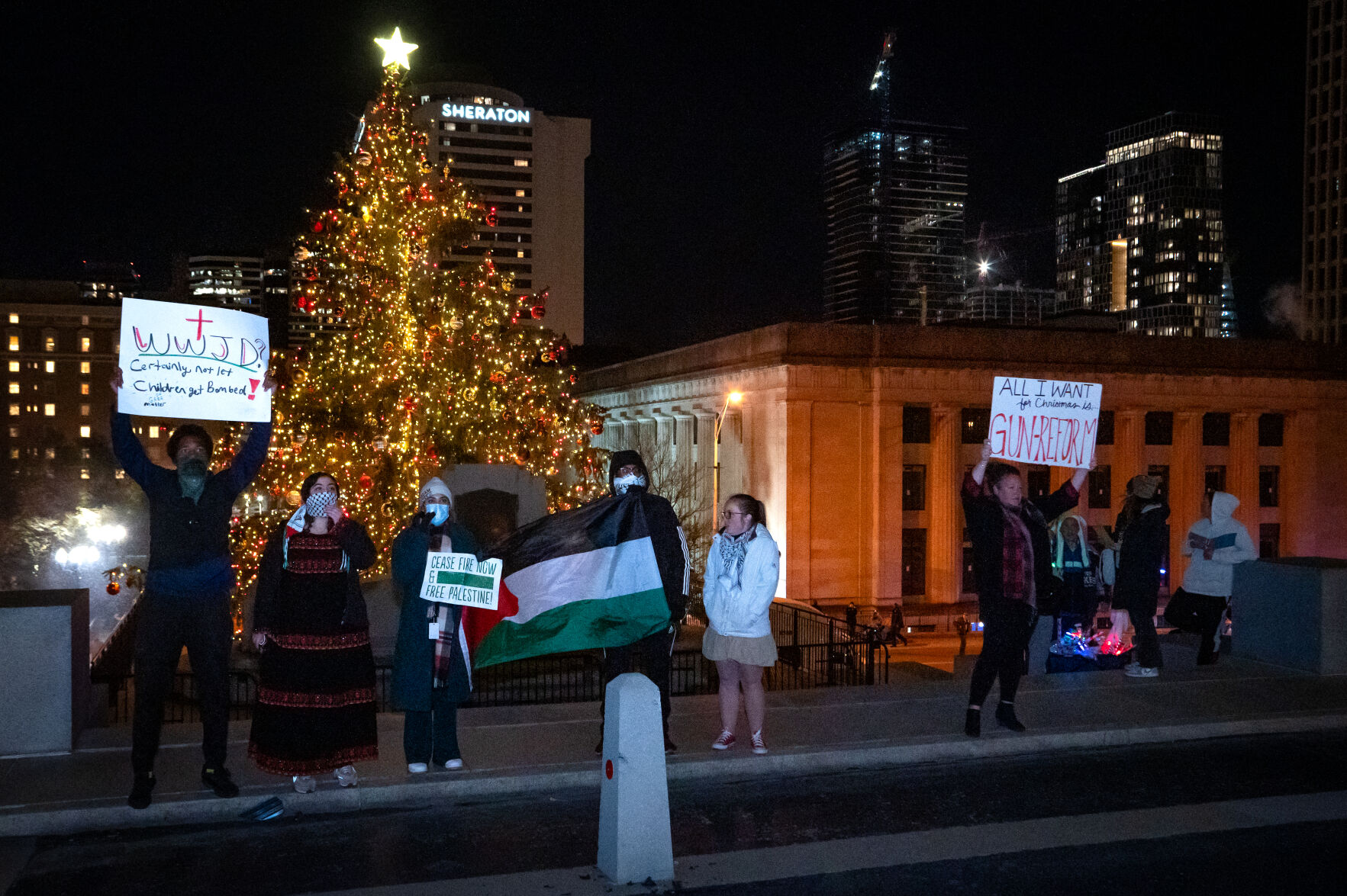 2023NashvilleCapitolChristmas-7.jpg