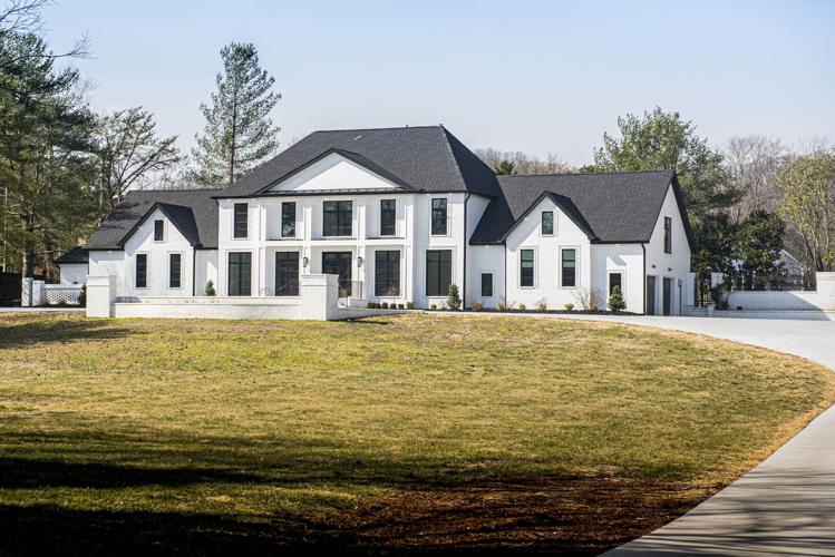 507 Granny White Pike