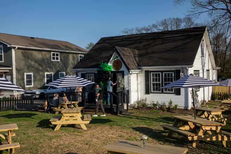 Black Dog Pub outside