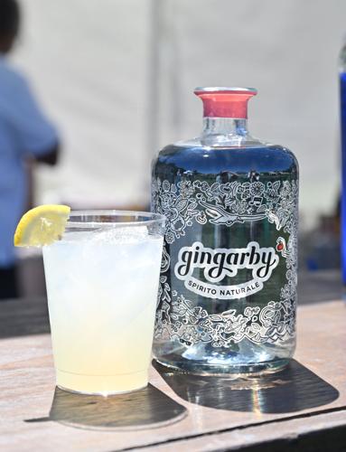 Gingarby Signature Cocktail Legendary 75_.JPG