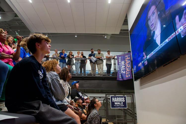 2024DemDebateWatchParty-07.jpg