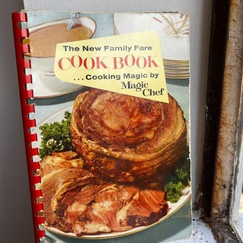 Magic Chef Cookbook.jpg