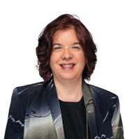 Kim Pennington cropped.jpg