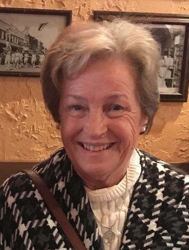 Lois 'Sister' Bass Hall obit