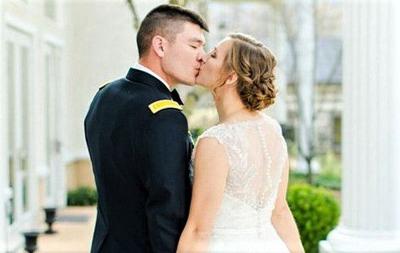Glitz offering free wedding gowns to military brides