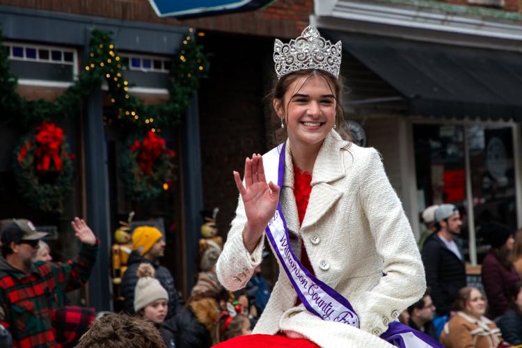 2025FranklinChristmasParade_WEB-03.jpg