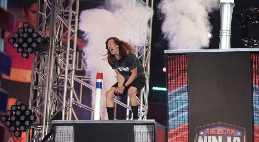 Elijah Browning on American Ninja Warrior