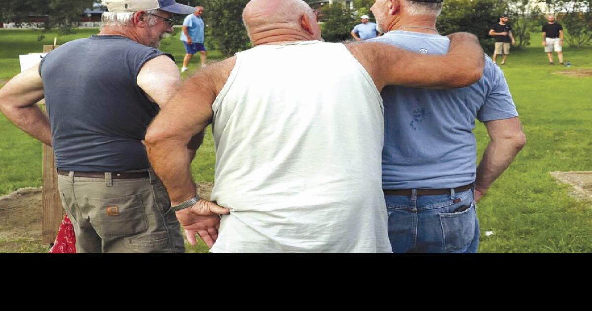 Generations of ringers faithfully gather at Waterbury horseshoe pits