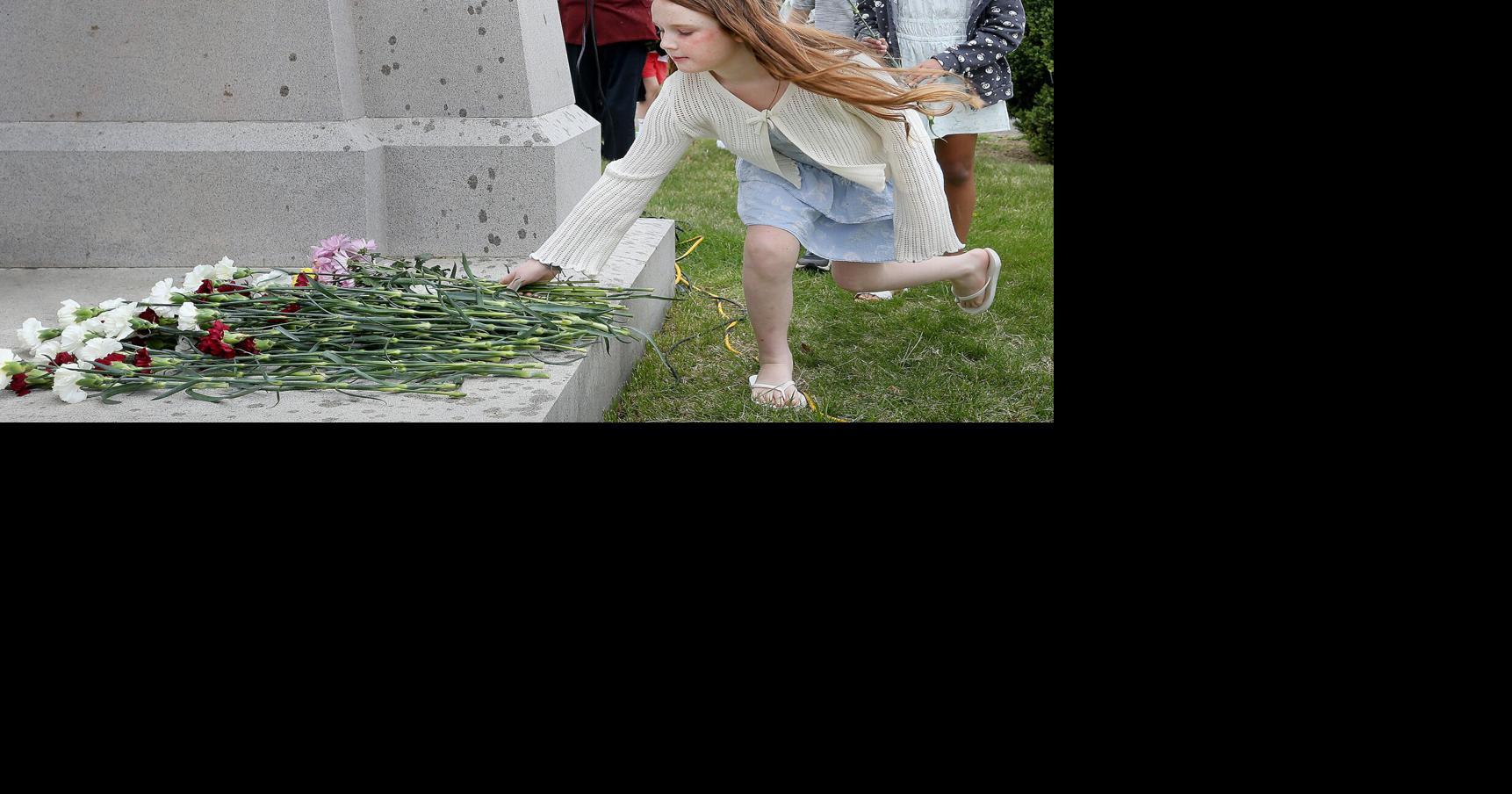 Handley Memorial Service