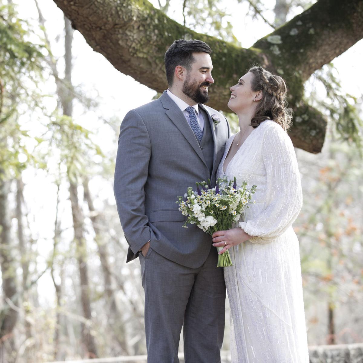 Smaller Weddings May Still Be Way To Go In 2021 Winchester Star Winchesterstar Com