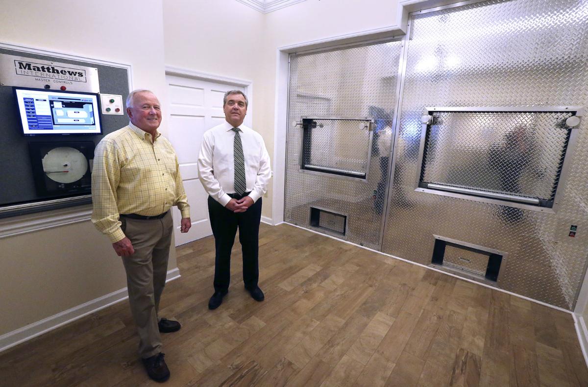 Funeral Homes Say Families Adjusting To 10 Person Limit Coronavirus Winchesterstar Com