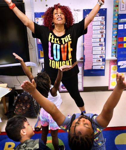 Teaching artist takes preschoolers on a wild adventure | Winchester ...