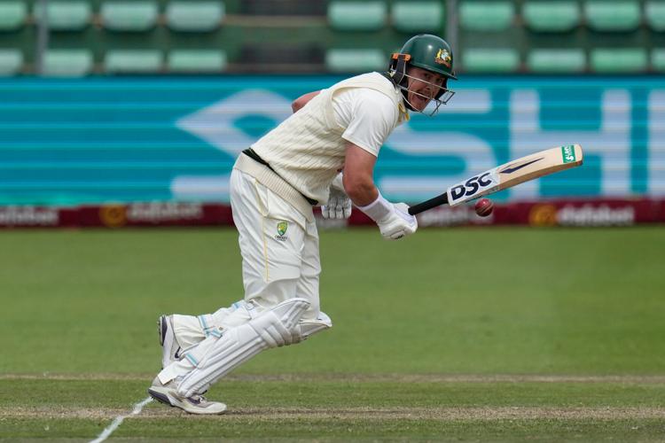 Australia in trouble in second test against South Africa, stumbles to ...