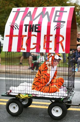 Sherandy Sherando Homecoming Parade | Eedition | winchesterstar.com