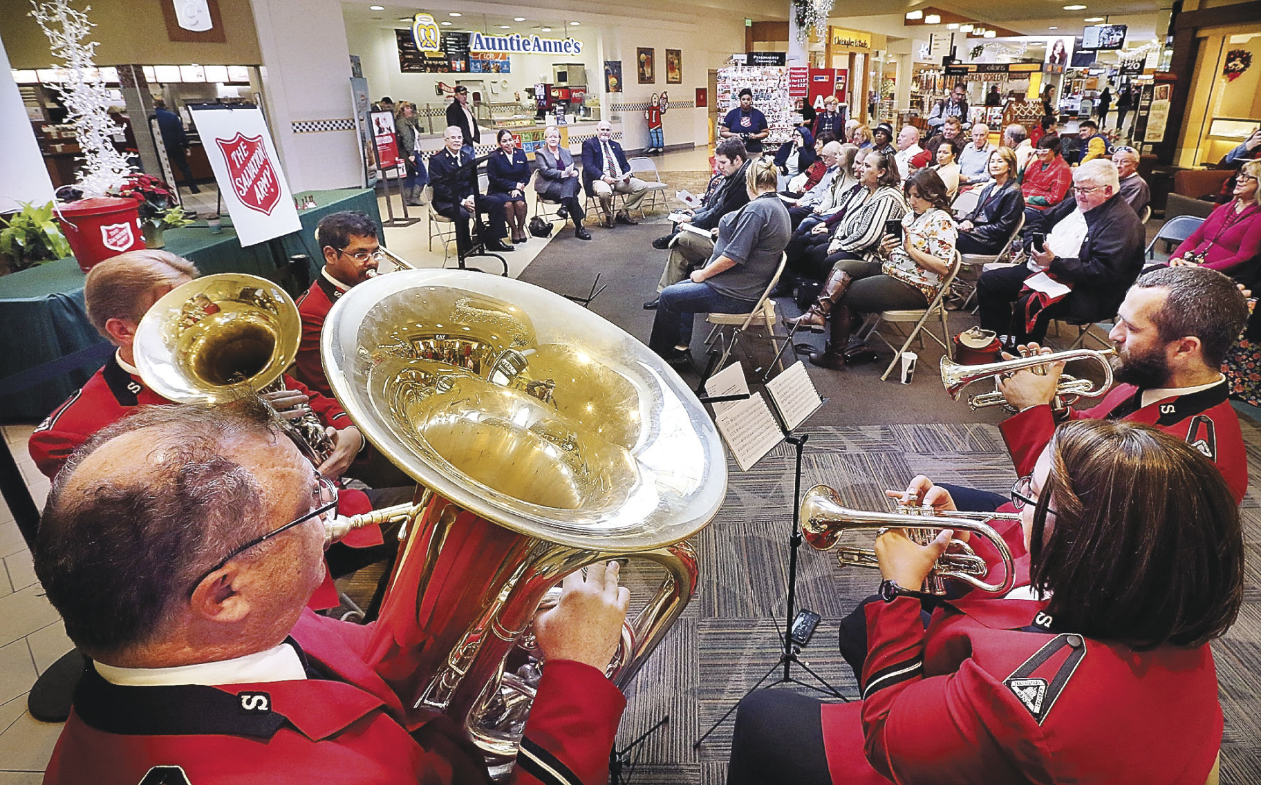 Salvation Army Kicks Off Red Kettle Campaign | | Winchesterstar.com