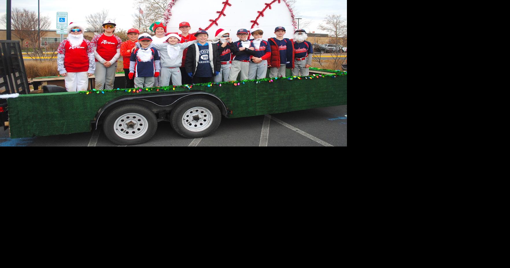 Middletown Christmas Parade draws a crowd Winchester Star