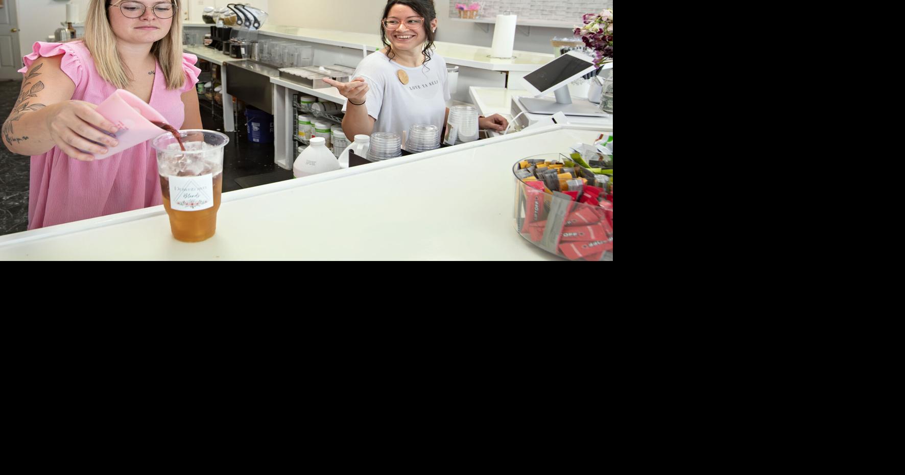 Downtown Blends opens with tasty teas, shakes and smoothie bowls ...