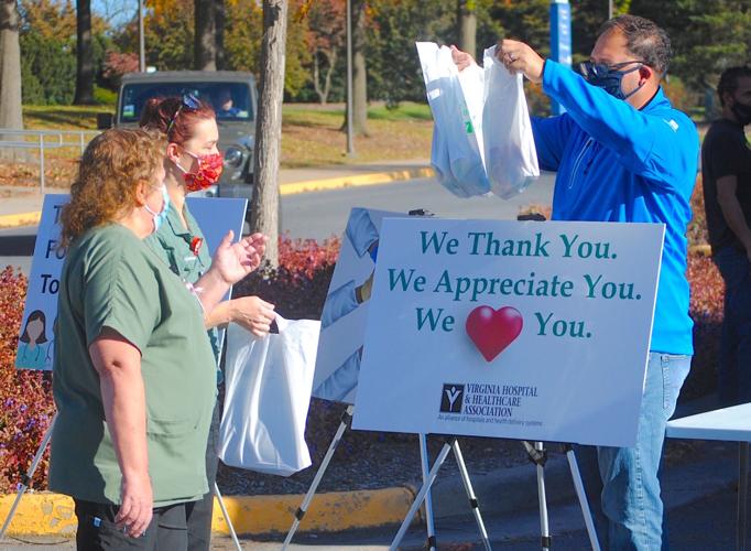WMC employees get a show of support during Virginia Hospital Healthcare