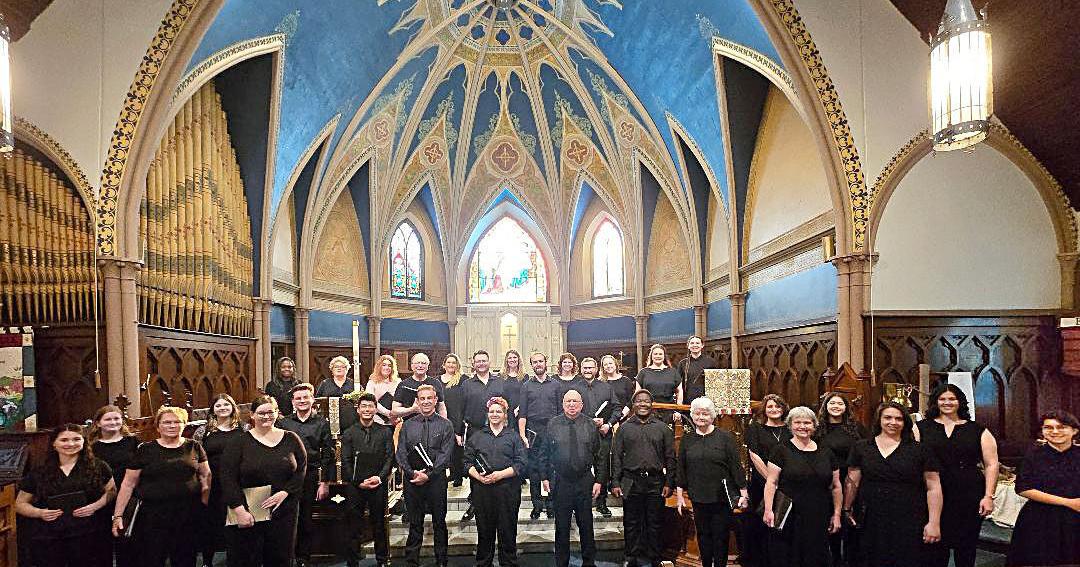 Blue Ridge Singers, Valley Chorale kick off holidays with Christmas concerts