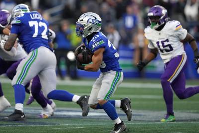 Seattle's defense forces five takeaways in 26-0 win over Vikings, first  shutout in years | Associated Press | winchesterstar.com