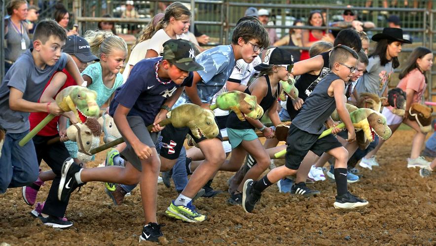 Frederick Rodeo Rodeo fans take a wild ride at the Frederick County Fair | Winchester ...